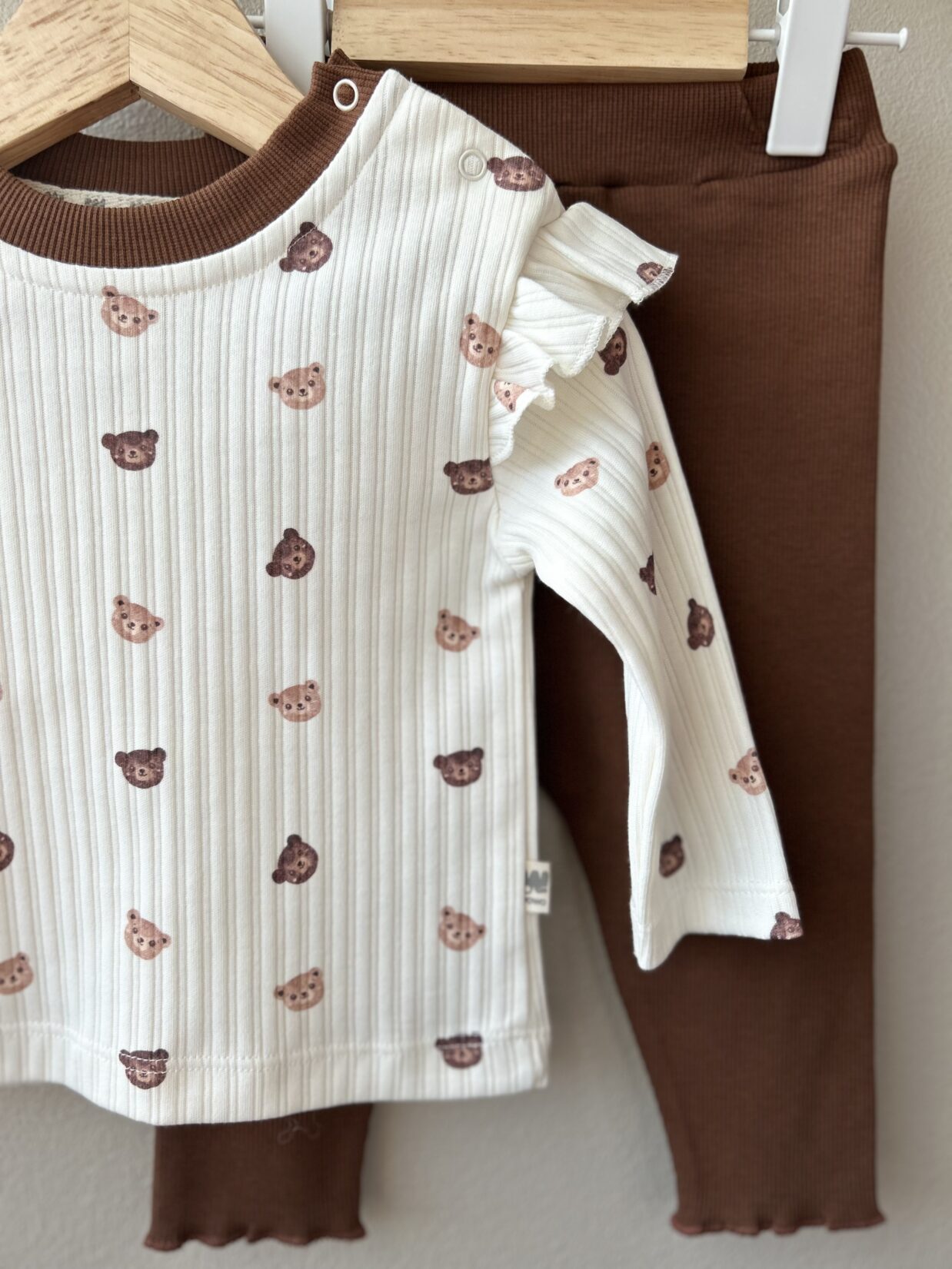 Soonikkoes komplekt - pikkade varrukatega pluus ja legginsid - Image 2