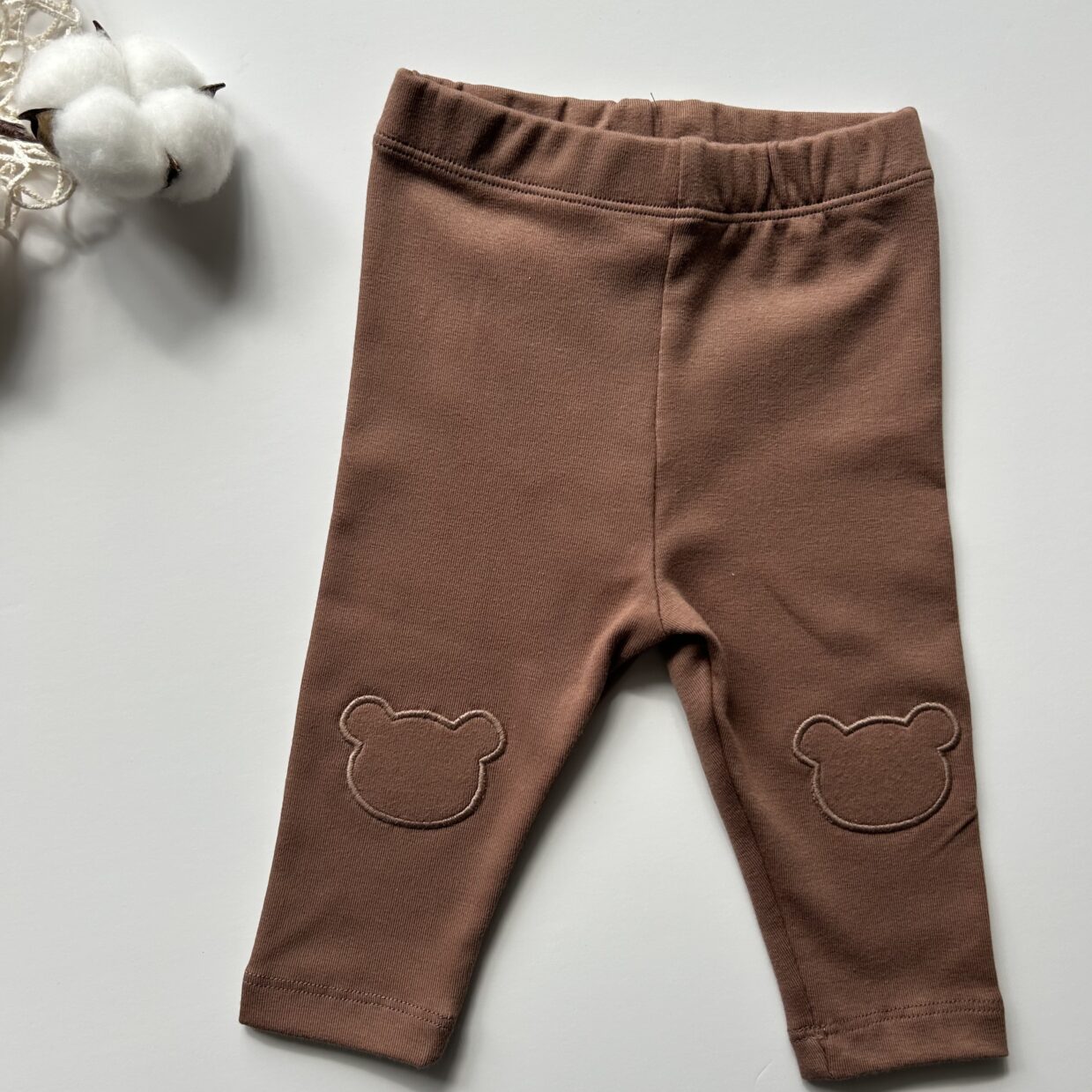 Puuvillasegust legginsid