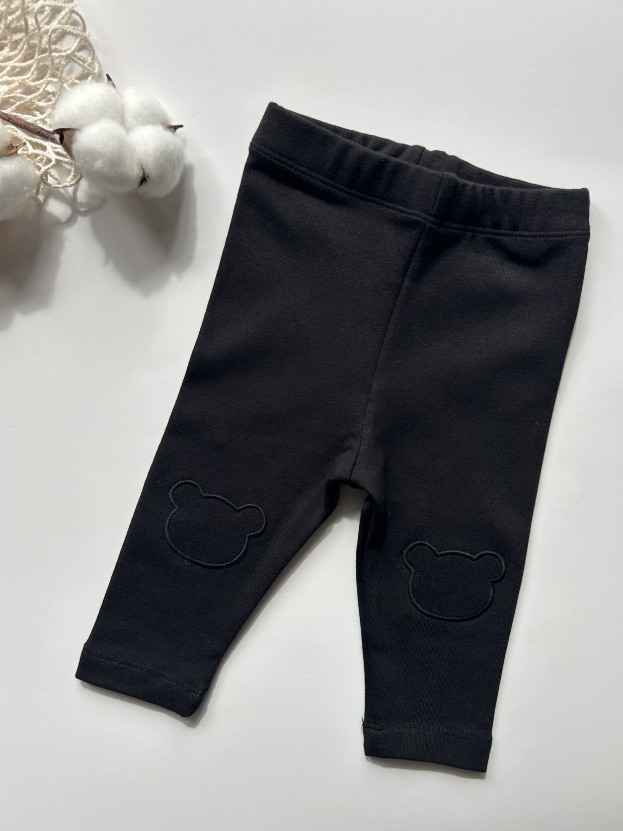 Puuvillasegust legginsid