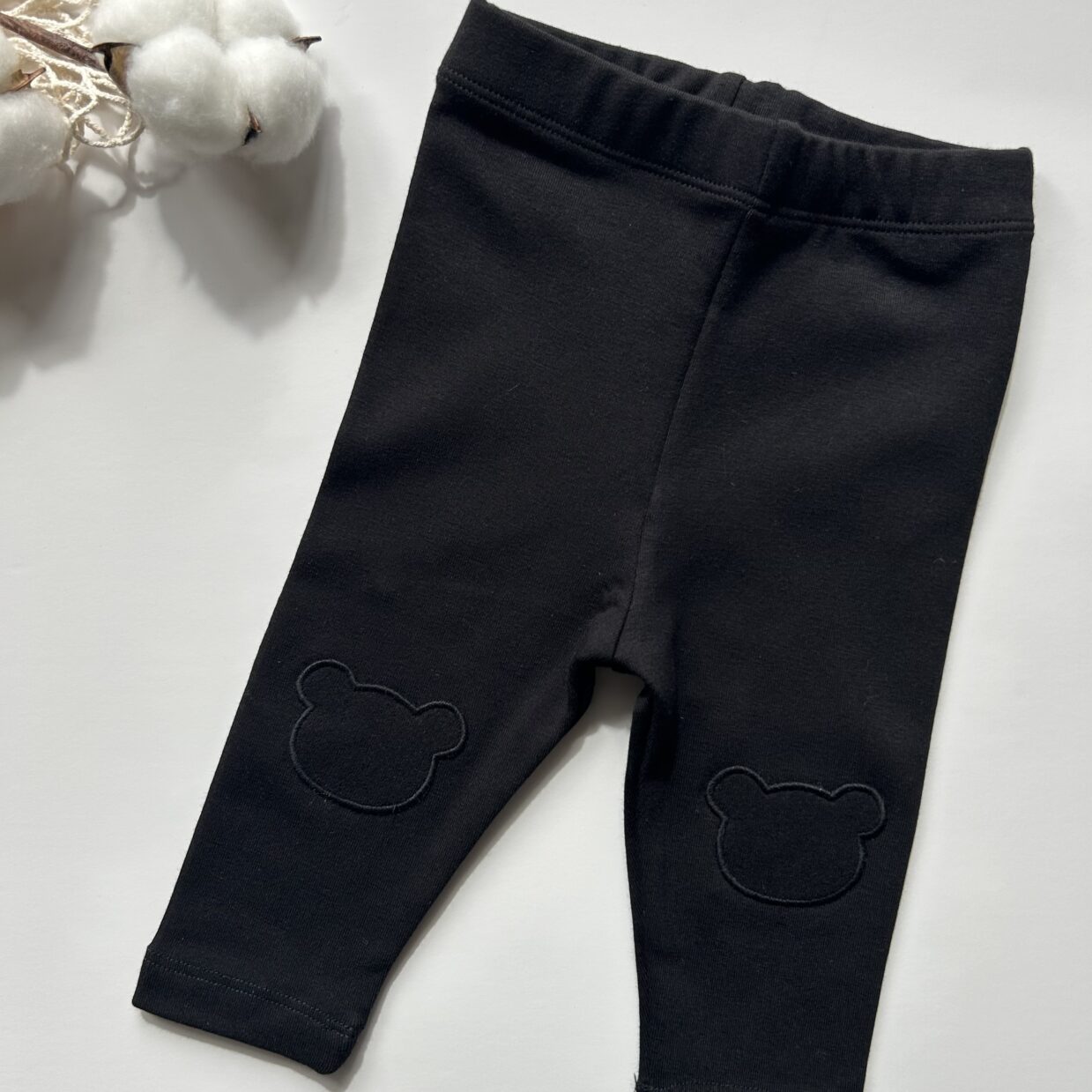 Puuvillasegust legginsid